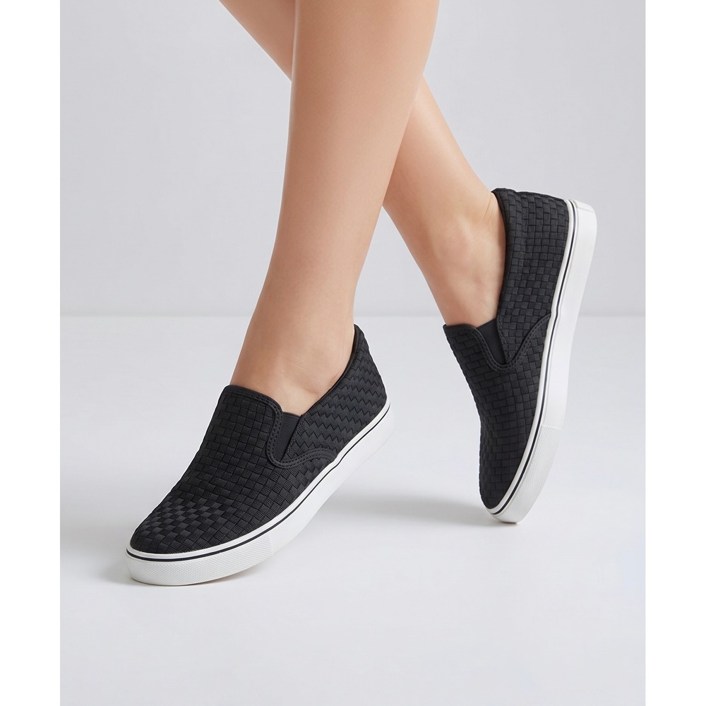 NEW‎ Bernie Mev Verona Slip On Sneakers Women Euro 37 US 6 Black Woven Elastic